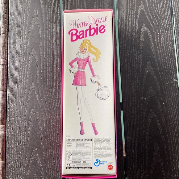 NRFB Winter Dazzle Barbie ❄️ - Picture 9 of 14